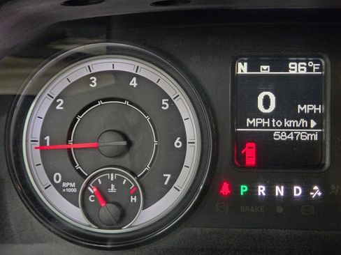 Used 2019 RAM 1500 Classic SLT RWD image 16