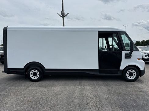 Used 2024 Chevrolet Brightdrop 600 w/ Battery Pack, Max Range AWD/4WD image 6