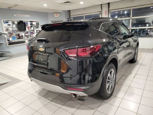 Used 2023 Chevrolet Blazer LT w/ Convenience Package image 9