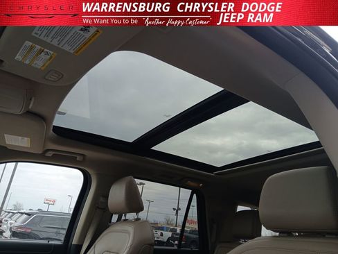 Used 2024 Ford Expedition Max Limited image 30