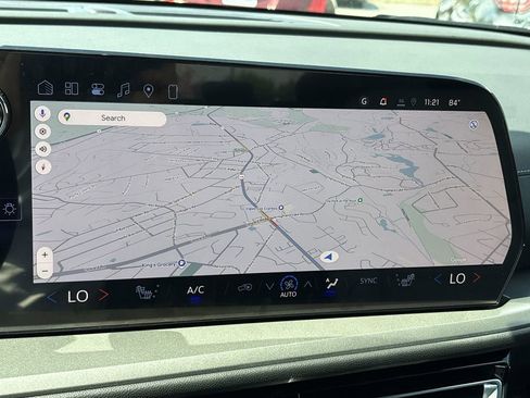 New 2026 Chevrolet Traverse LT image 15