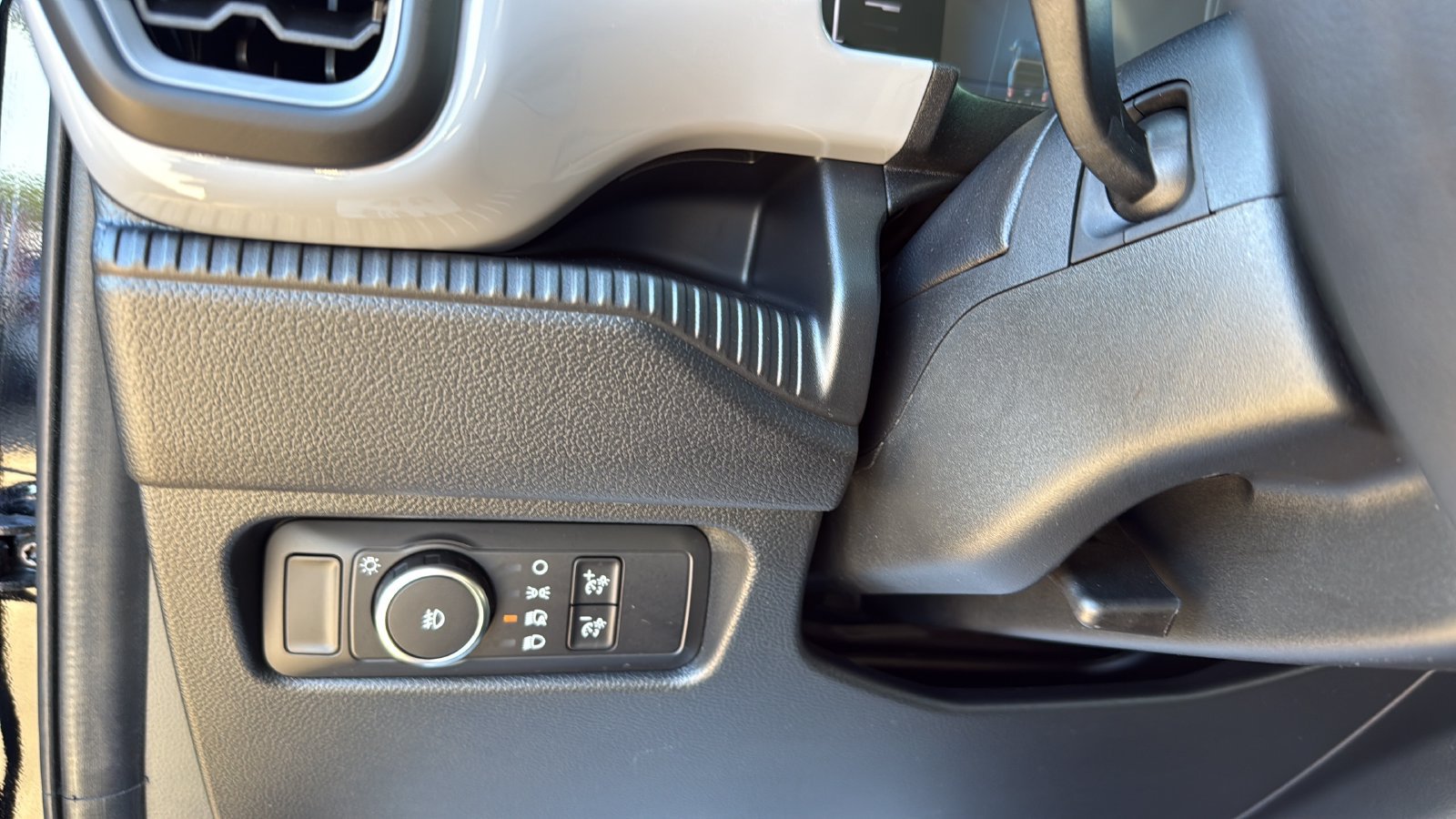 Used 2025 Ford Ranger XL RWD image 17