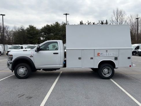 New 2025 RAM 5500 Tradesman image 4