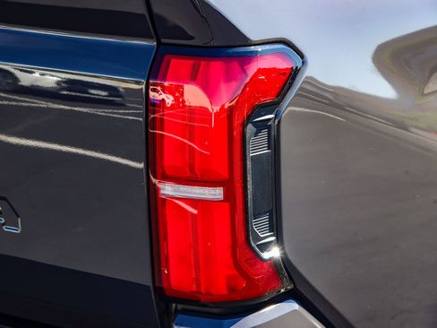 Certified 2025 Toyota Tacoma SR5 image 8