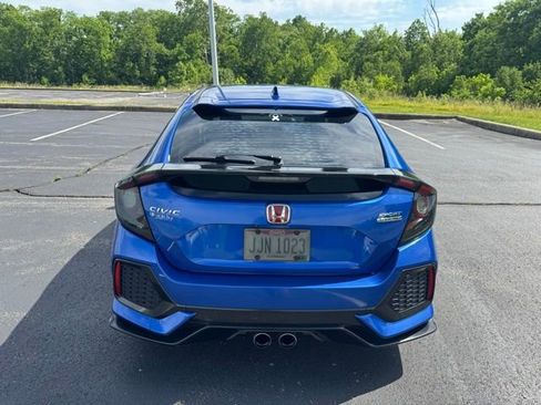 Used 2018 Honda Civic Sport Touring image 4