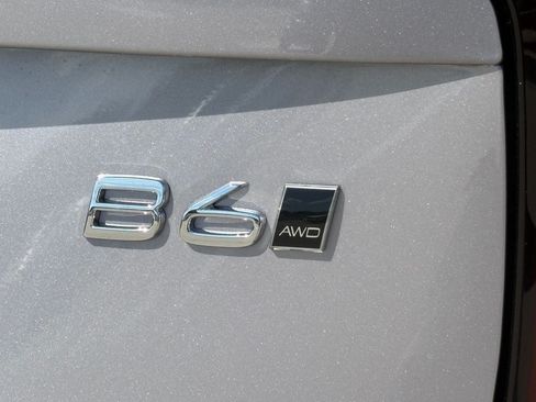 New 2026 Volvo XC90 B6 Plus w/ Protection Package Premier AWD/4WD image 9