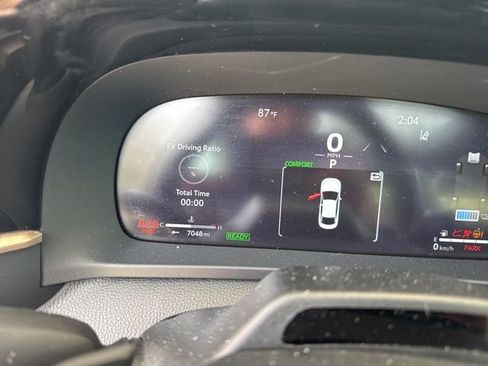 Used 2024 Toyota Crown Platinum image 6