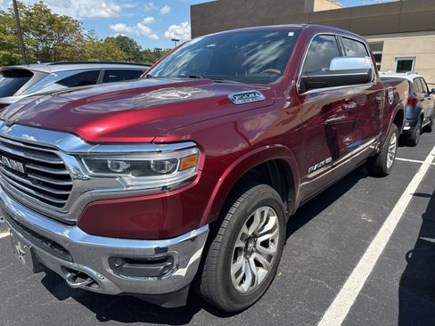 Used 2019 RAM 1500 Limited AWD/4WD image 2