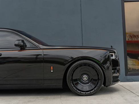 Used 2018 Rolls-Royce Phantom Sedan RWD image 36