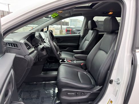 Used 2024 Honda Odyssey EX-L image 12