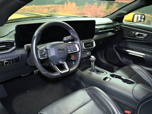 Used 2024 Ford Mustang GT Premium image 22