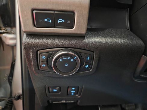 Used 2017 Ford F250 Platinum w/ Platinum Ultimate Package image 40