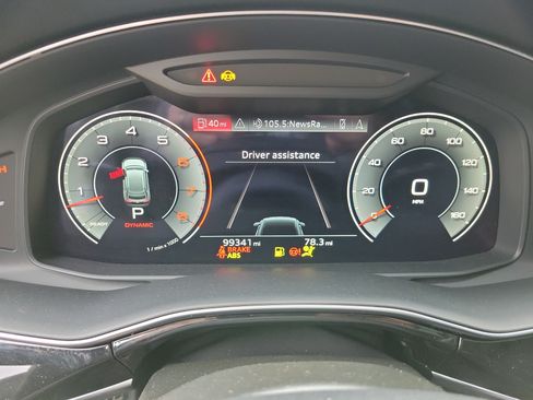 Used 2021 Audi Q8 Premium w/ Black Optic Package AWD/4WD image 23