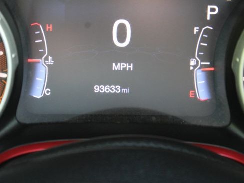 Used 2017 Jeep Compass Trailhawk w/ Navigation Group image 38