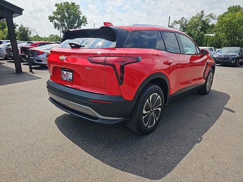 Used 2024 Chevrolet Blazer EV LT AWD/4WD image 3