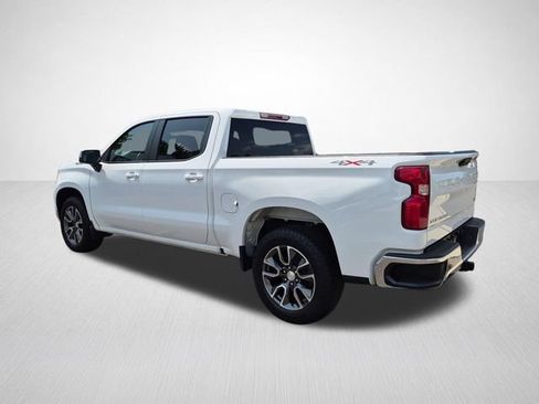 Used 2023 Chevrolet Silverado 1500 LT AWD/4WD image 8