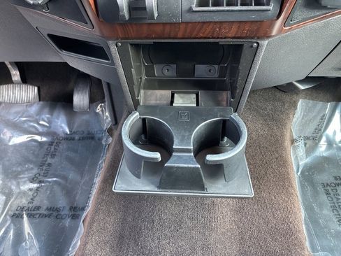 Used 2013 Ford F350 Lariat w/ Camper Pkg image 25