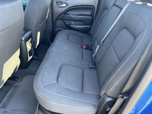 Used 2020 GMC Canyon SLE w/ SLE Convenience Package image 21