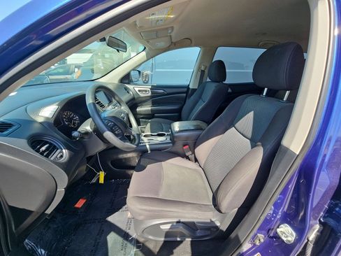 Used 2020 Nissan Pathfinder S image 9