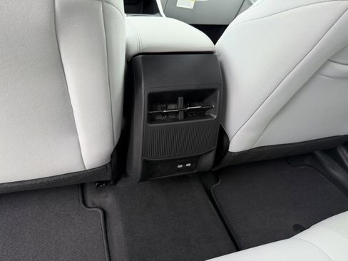 New 2026 Jeep Cherokee Laredo AWD/4WD image 13