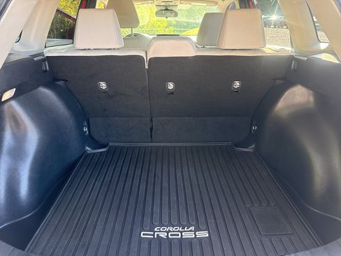 Used 2023 Toyota Corolla Cross LE FWD image 22