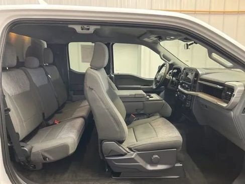 Used 2022 Ford F150 XLT w/ Trailer Tow Package image 11