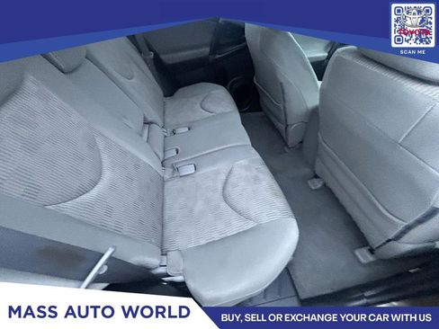 Used 2011 Toyota RAV4 4WD w/ Base L4 Extra Value Pkg image 7