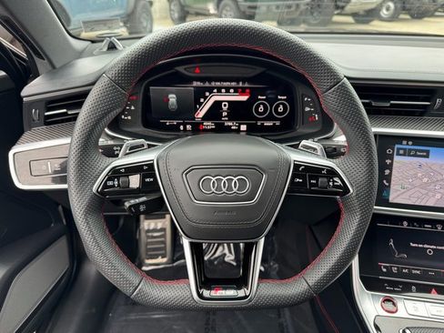 Used 2025 Audi RS 6 performance image 21