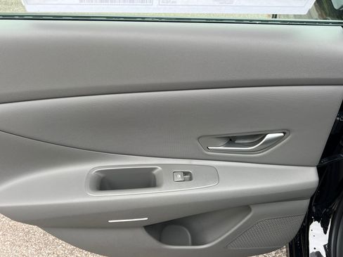 New 2026 Hyundai Elantra Sport image 21