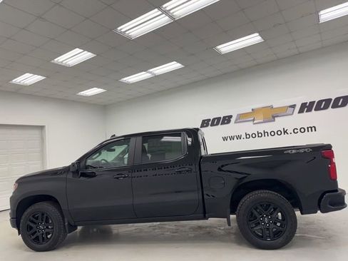 New 2026 Chevrolet Silverado 1500 RST w/ Dark Appearance Package image 8
