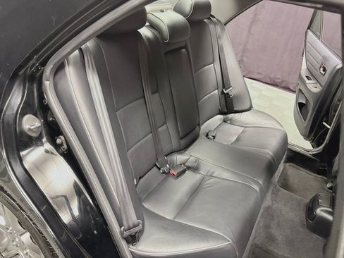 Used 2003 Lexus IS 300 RWD image 33