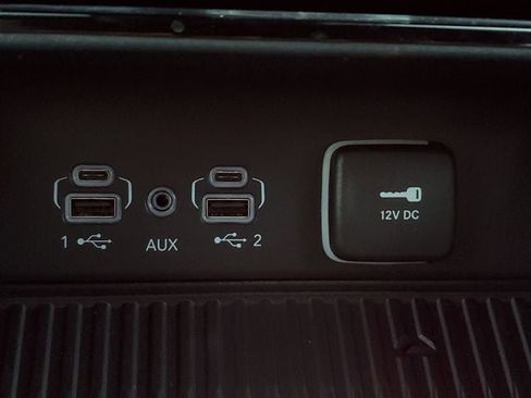 New 2026 Jeep Grand Cherokee Limited AWD/4WD image 32
