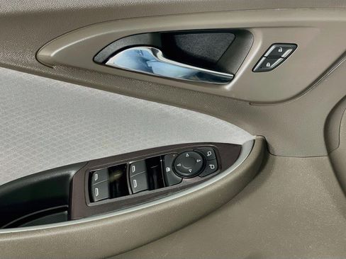 Used 2023 Chevrolet Malibu LS FWD image 20
