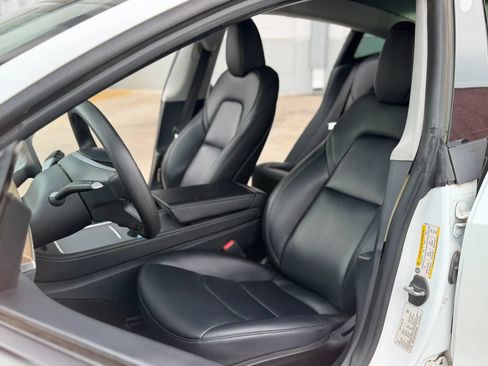 Used 2023 Tesla Model 3 Standard Range RWD image 17