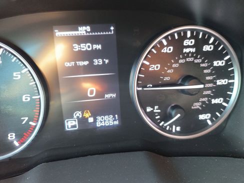 Certified 2025 Subaru Outback Premium image 12