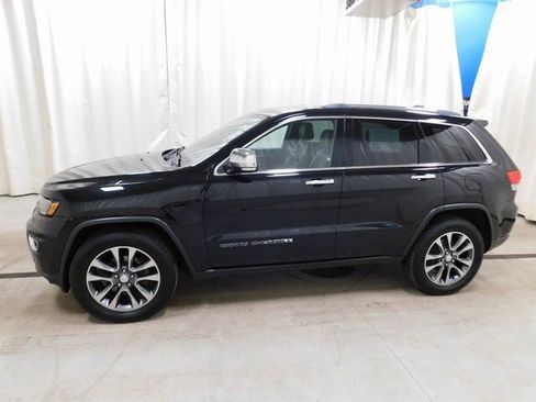 Used 2018 Jeep Grand Cherokee Limited w/ Luxury Group II image 2