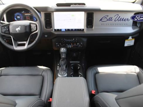 New 2026 Ford Bronco Outer Banks AWD/4WD image 12