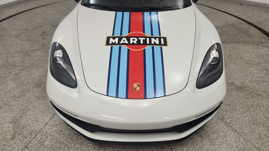 Used 2018 Porsche 718 Cayman GTS RWD image 12