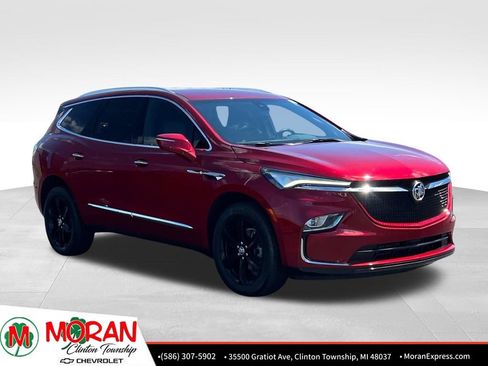 Used 2024 Buick Enclave Essence w/ Sport Touring Edition FWD image 9