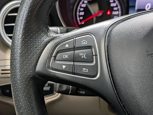 Used 2018 Mercedes-Benz C 300 Sedan image 18