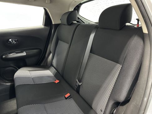 Used 2016 Nissan Juke S image 22