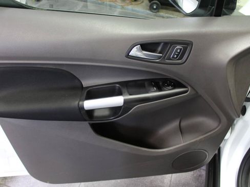 Used 2019 Ford Transit Connect XLT FWD image 17