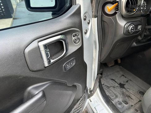 Certified 2023 Jeep Gladiator Sport AWD/4WD image 44