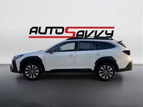Used 2025 Subaru Outback Limited AWD/4WD image 4