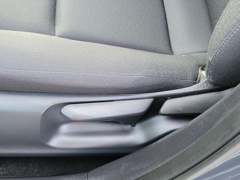 Certified 2025 Toyota Corolla LE FWD image 21
