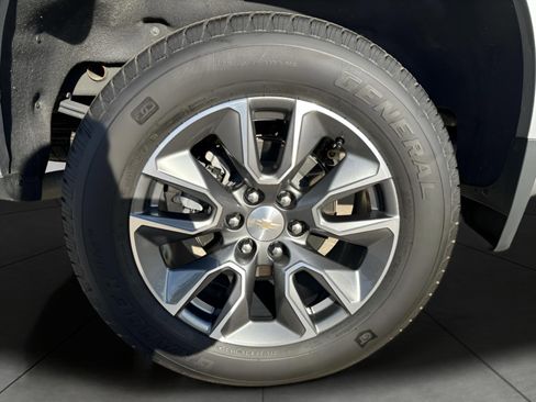 Certified 2024 Chevrolet Silverado 1500 LT image 10