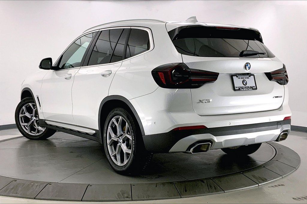Certified 2024 BMW X3 xDrive30i w/ Premium Package AWD/4WD image 10