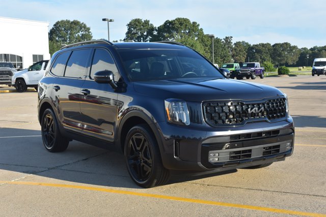 Used 2025 Kia Telluride SX Prestige X-Line AWD/4WD image 3