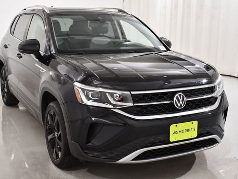 Used 2022 Volkswagen Taos SEL AWD/4WD image 4