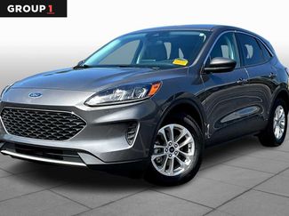 Used 2022 Ford Escape SE image 1